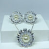 Conjunto Pétalas com Zircônias e Pérolas Folheado a Prata