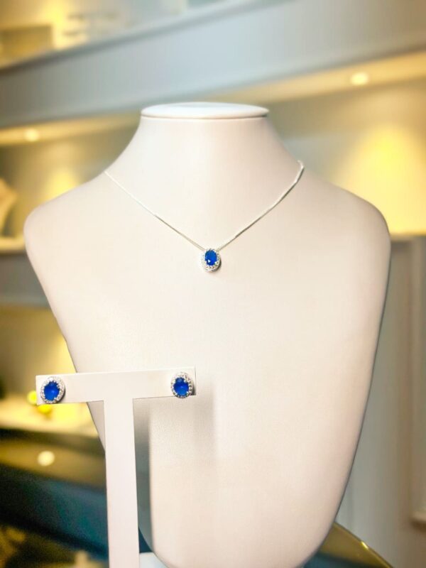 Conjunto Princesa com Micro Zircônias Azul Safira Folheado a Prata
